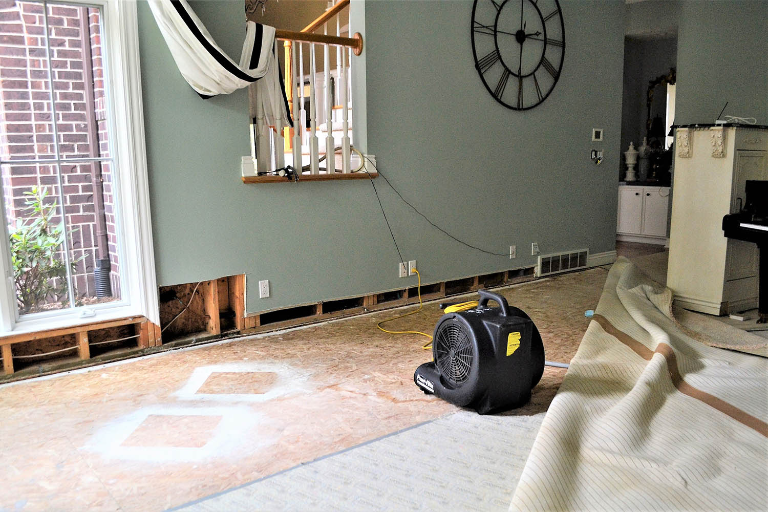 water-leak-home-property-damage-repair-2025-01-08-05-00-05-utc